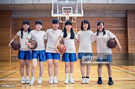中同样不遑
